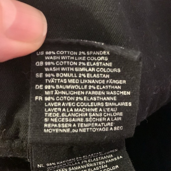 3/25$ H&M skirt - Picture 6 of 7